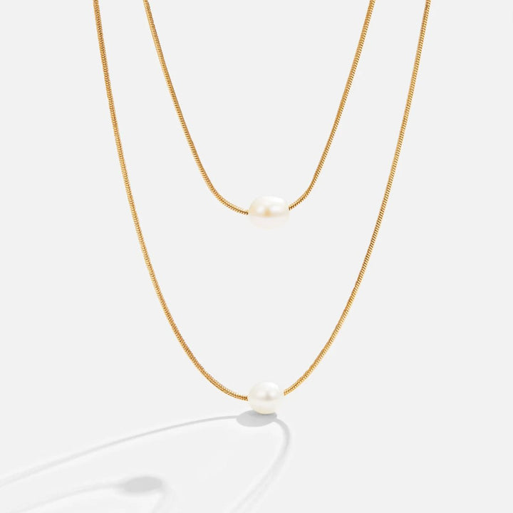 Collar multicapa de perlas de agua dulce