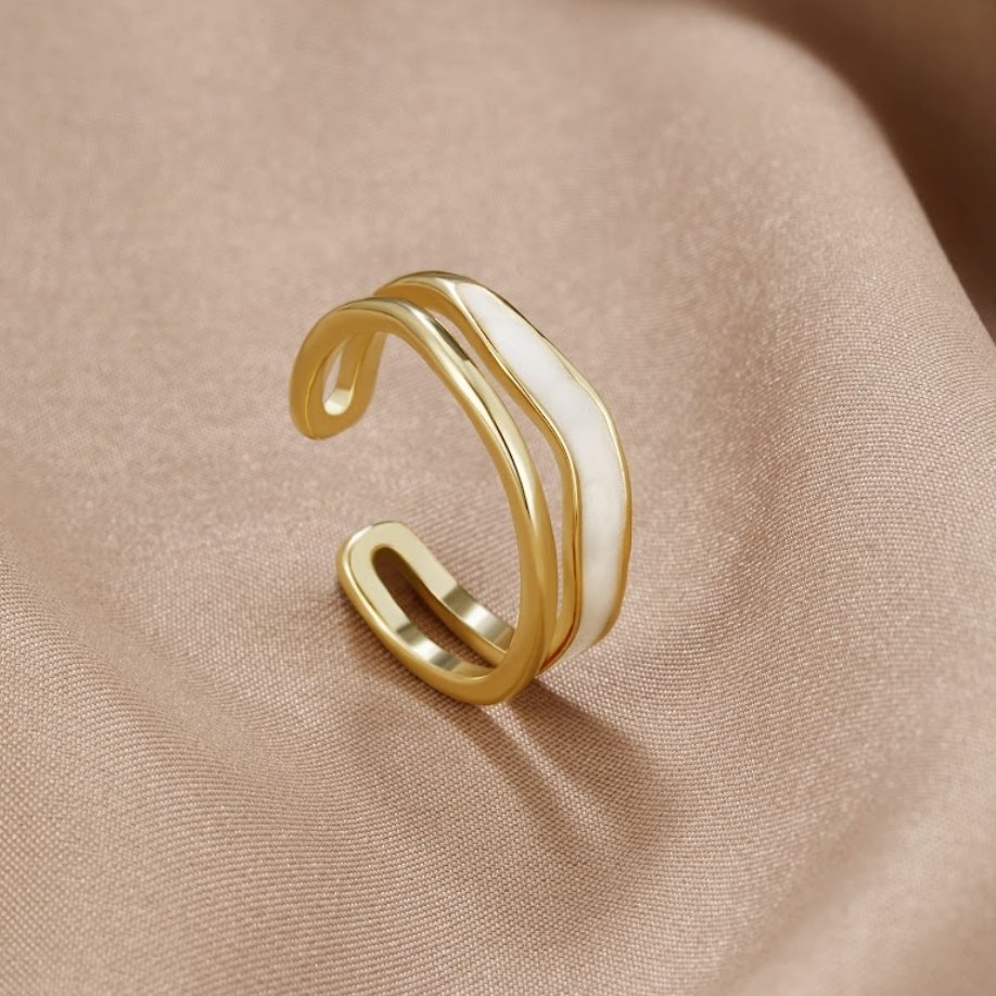 Anillo texturizado dorado Sahara