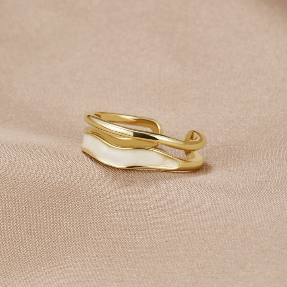 Anillo texturizado dorado Sahara