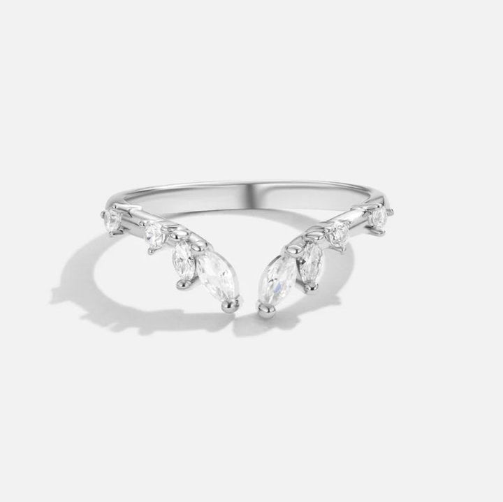 Anillo Lily cristal plateado enredadera
