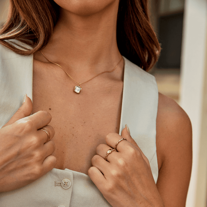 Anillo Lola corazón cadena