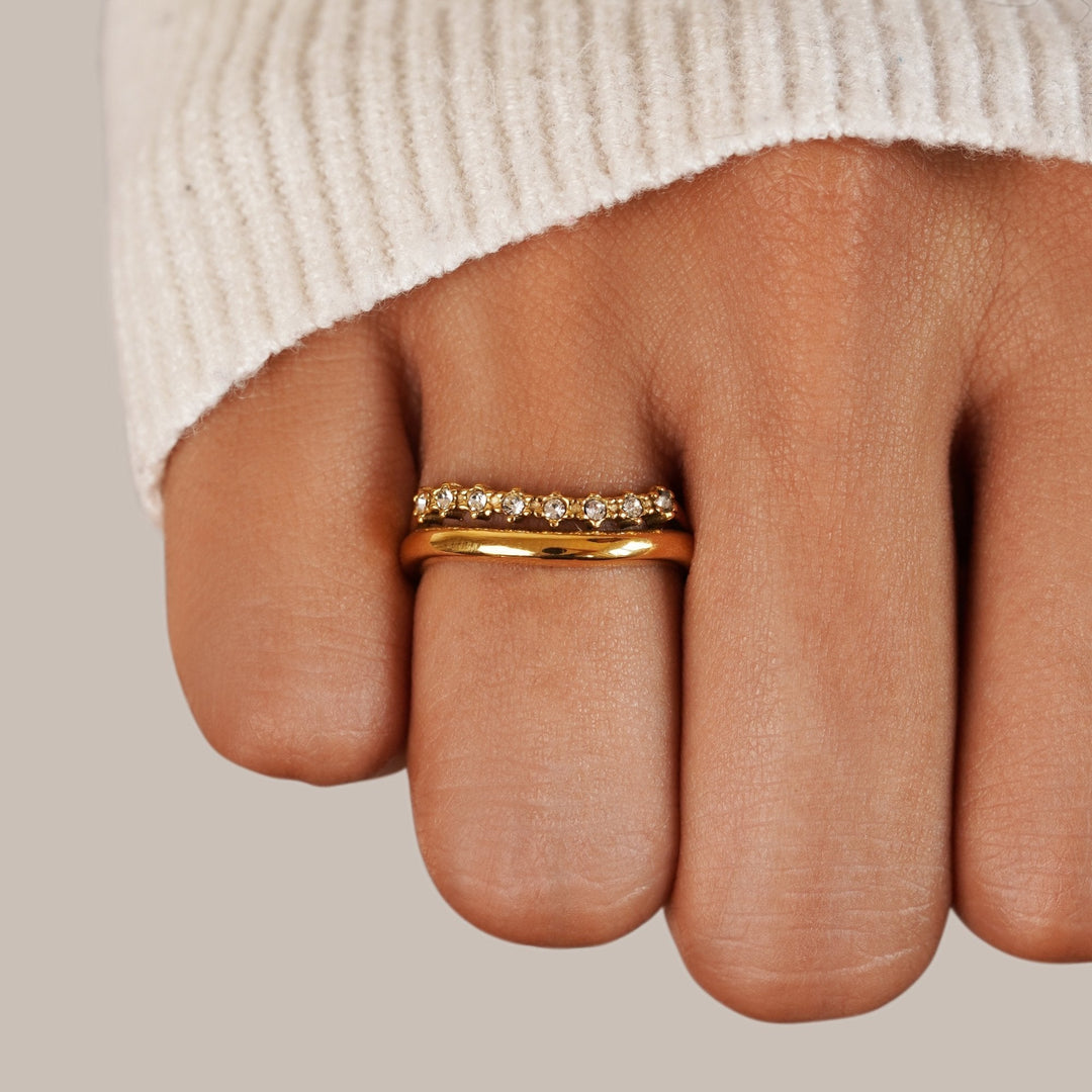 Anillo Marissa blanco cristal texturizado
