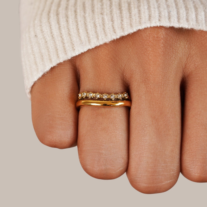 Anillo Marissa blanco cristal texturizado