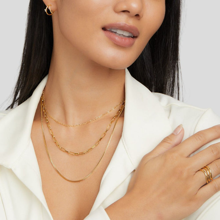 Collar multicapa de cadena Miela