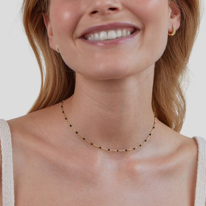 Collar Mila Negro con perlas