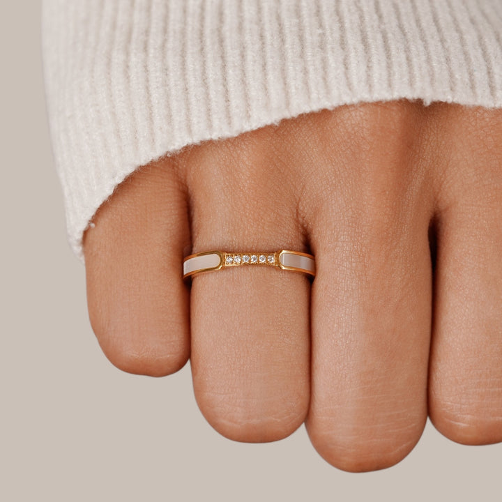 Anillo Mati perla cristal