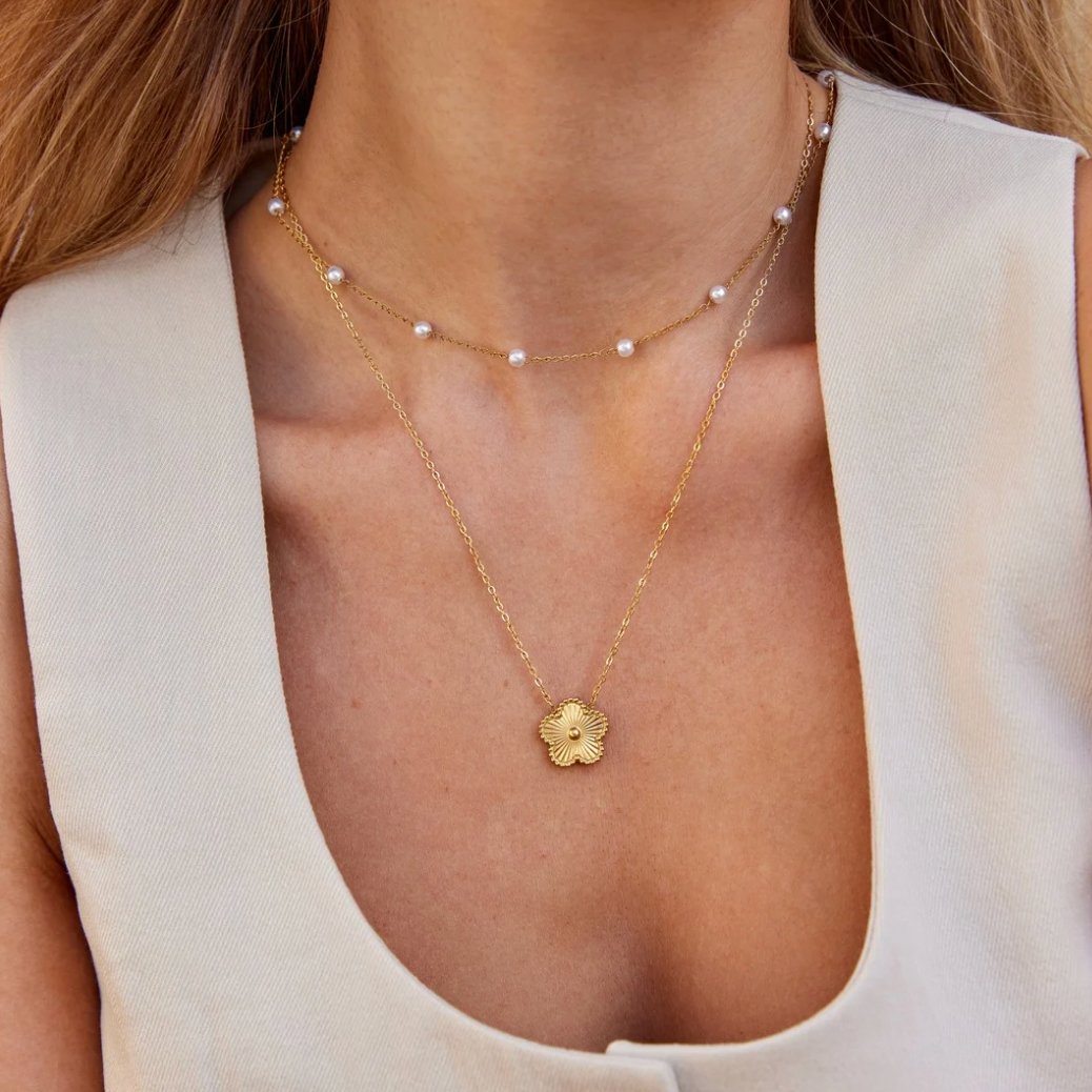 Collar Nura Pearl chapado en oro de 18K