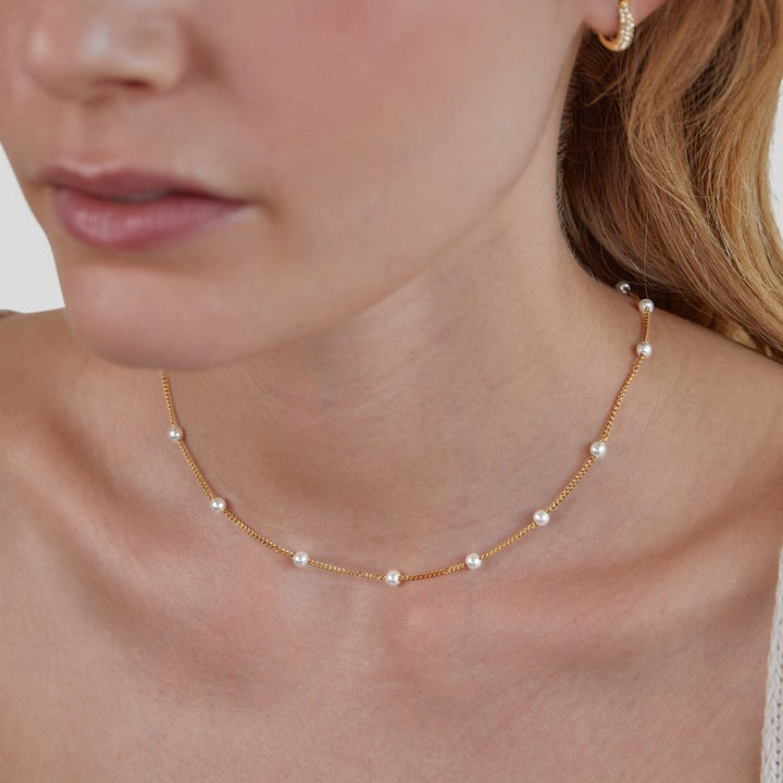 Collar Nura Pearl chapado en oro de 18K