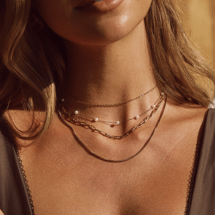 Collar Nura Pearl chapado en oro de 18K