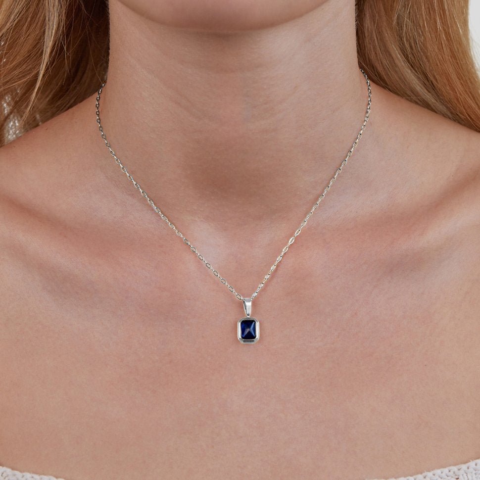 Collar con colgante plateado Azul Océano