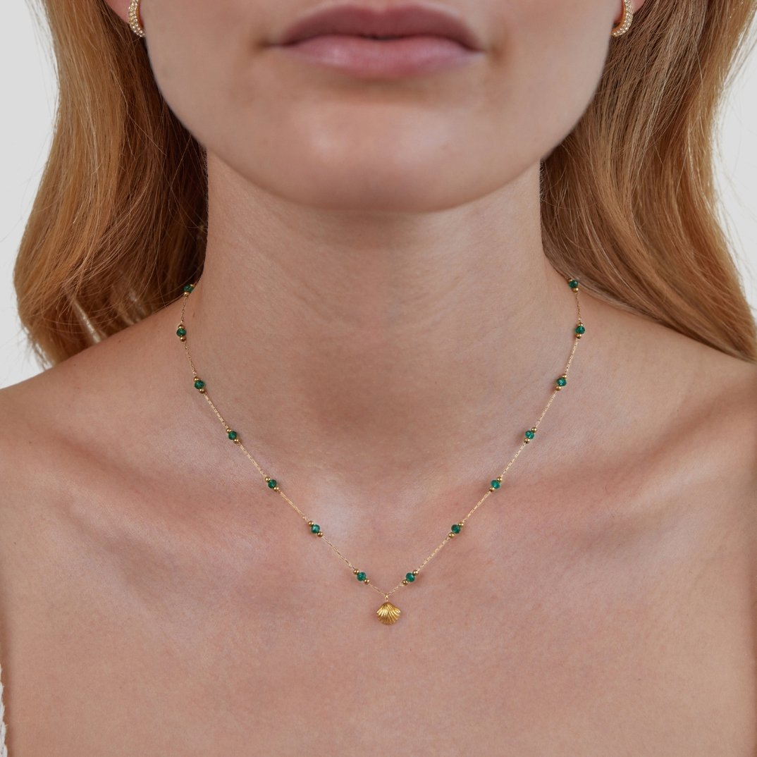 Set de collares con conchas y perlas para amantes del océano
