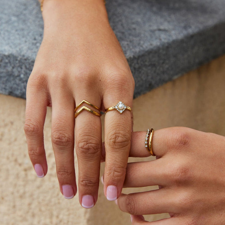 Anillo perlas y cristal eternidad