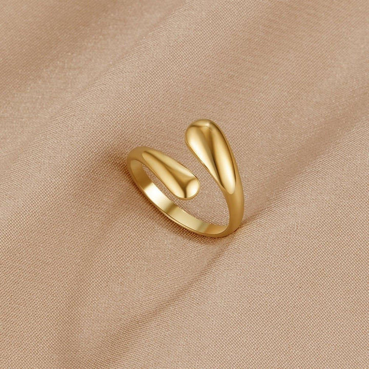 Anillo dorado Raven envolvente