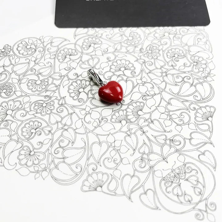 Colgante de corazón rojo