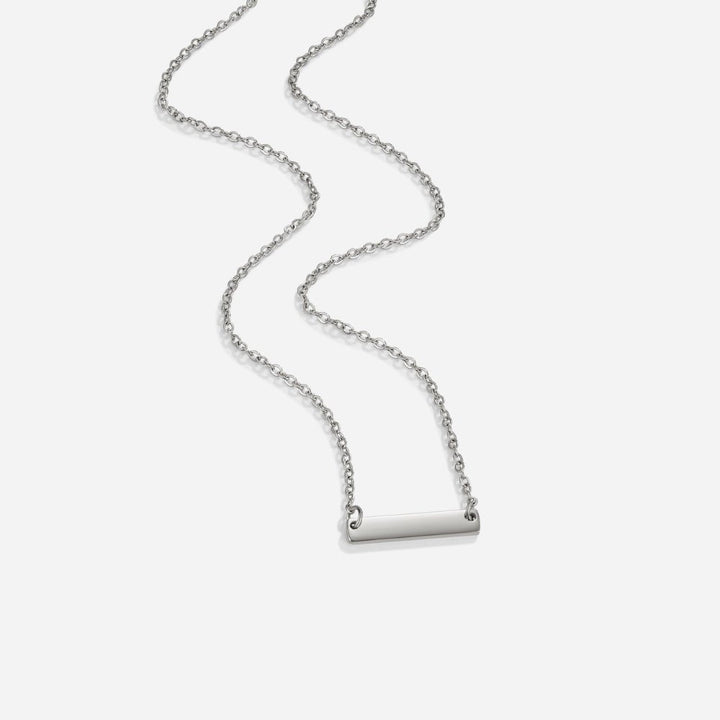 Collar plateado Rina con Barico