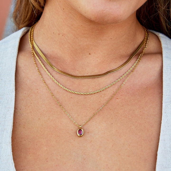 Collar de cristal rojo rubí