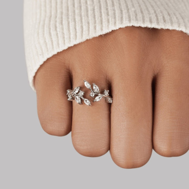 Anillo plateado cristal
