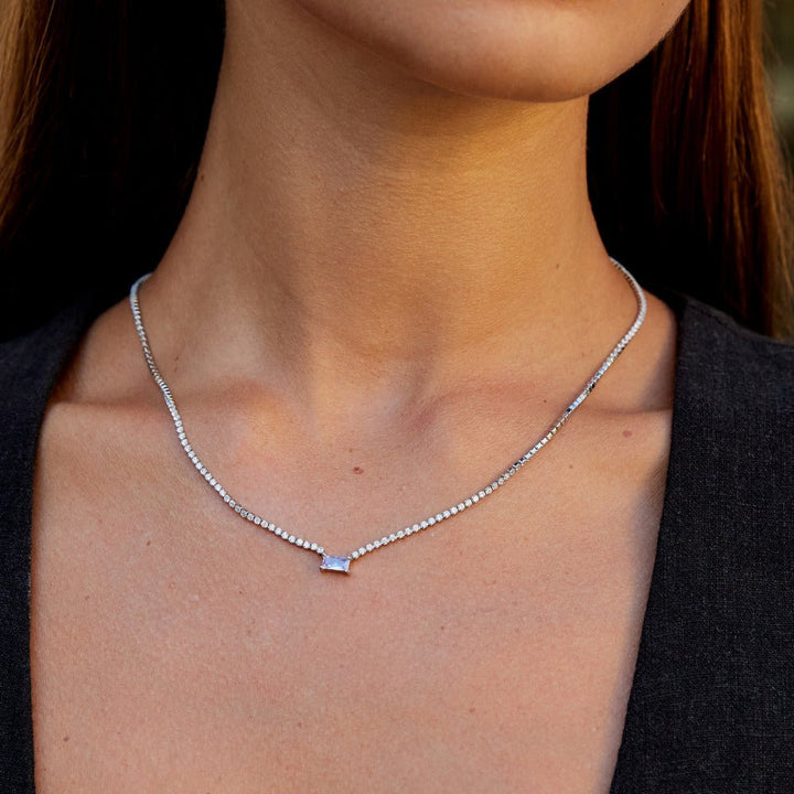 Collar plateado de cristal