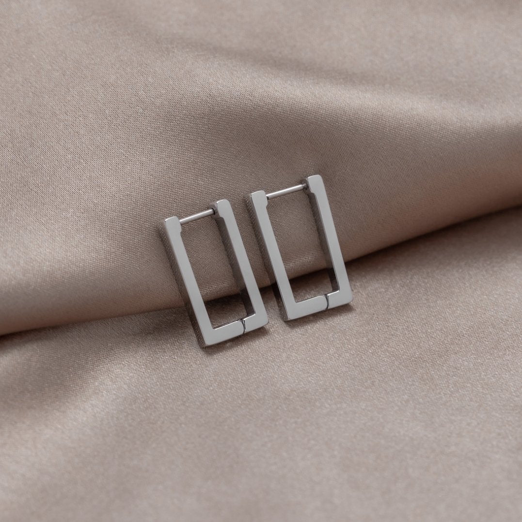 Pendientes plateados rectangulares