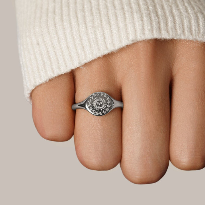 Anillo plateado verano solsticio