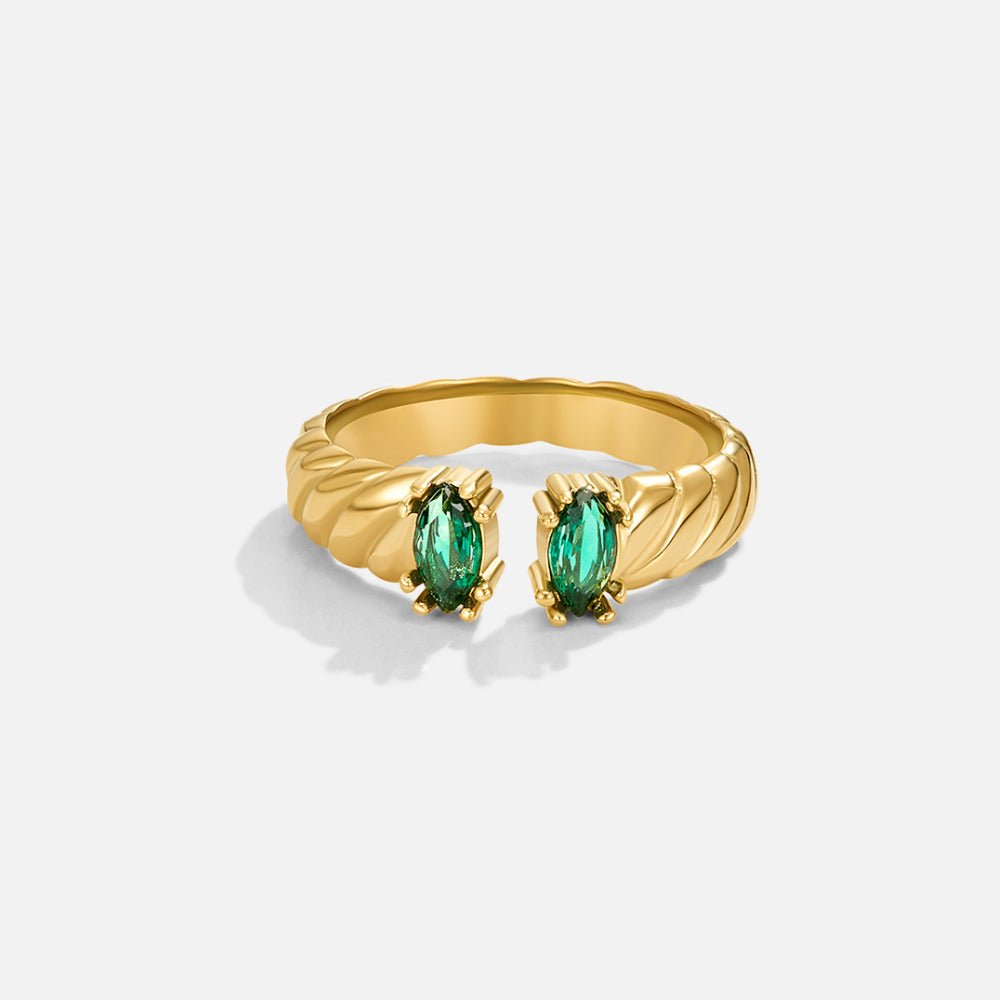Anillo Tara vintage esmeralda
