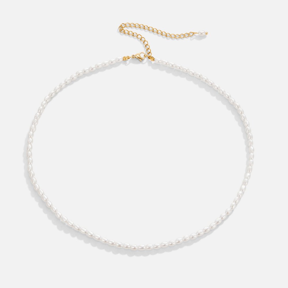 Collar de perlas oscuras