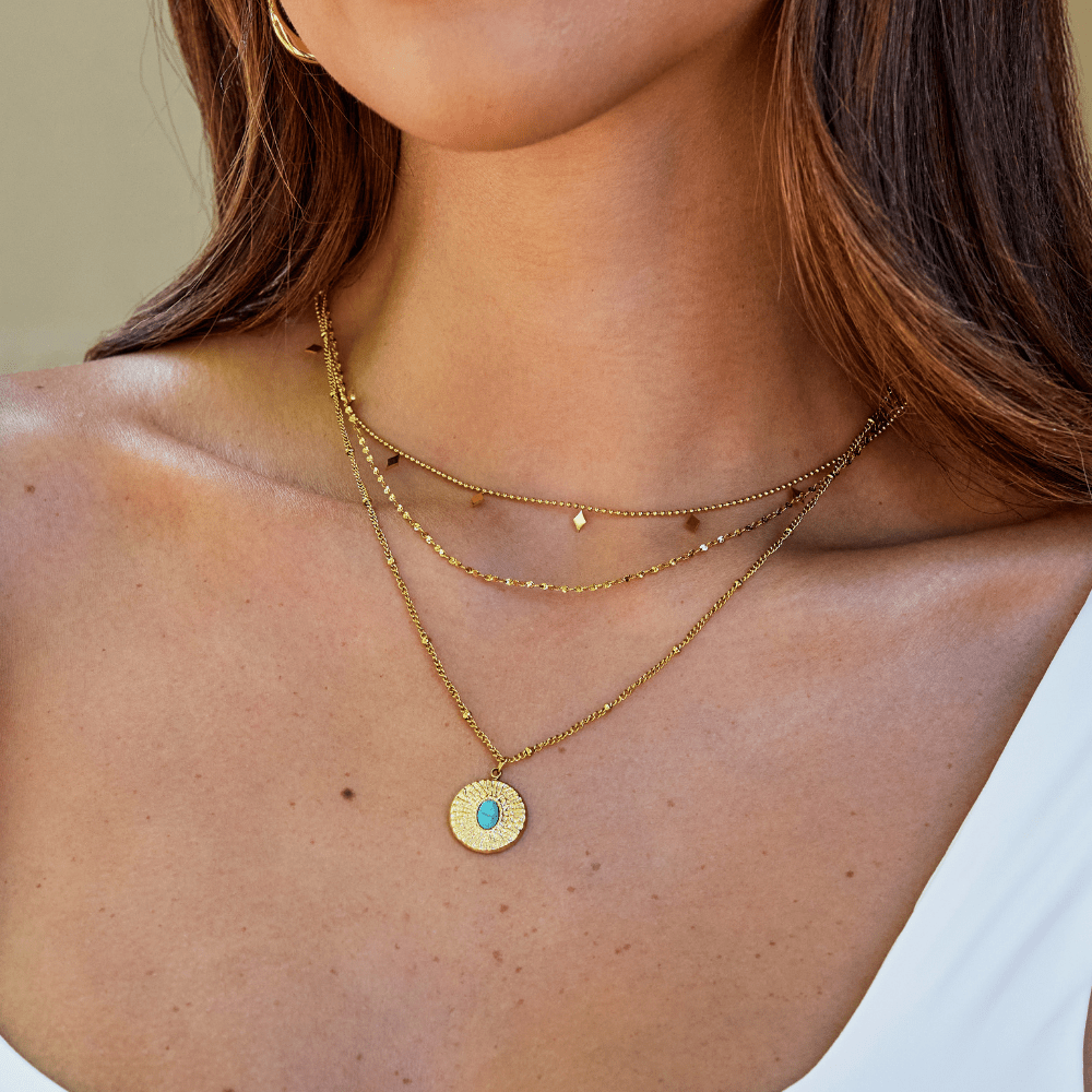 Collar con piedra turquesa