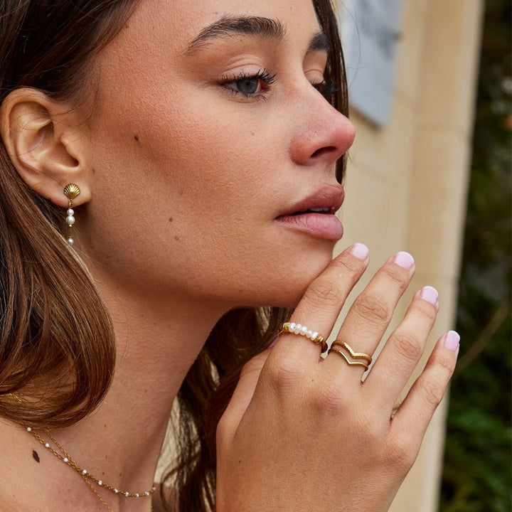 Anillo clásico agua dulce perla