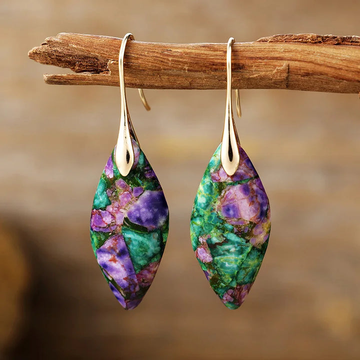 Pendientes élégantes de piedra natural