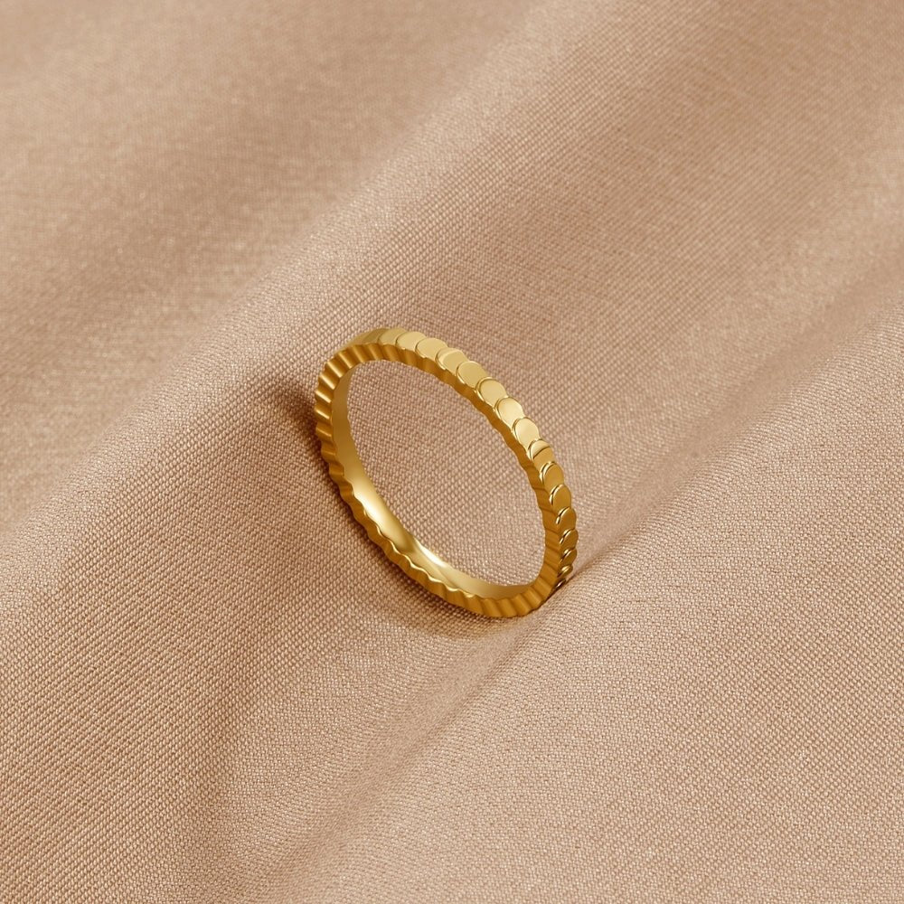 Anillo dorado Vera
