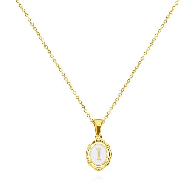 Collar Vintage dorado con colgante de nombre