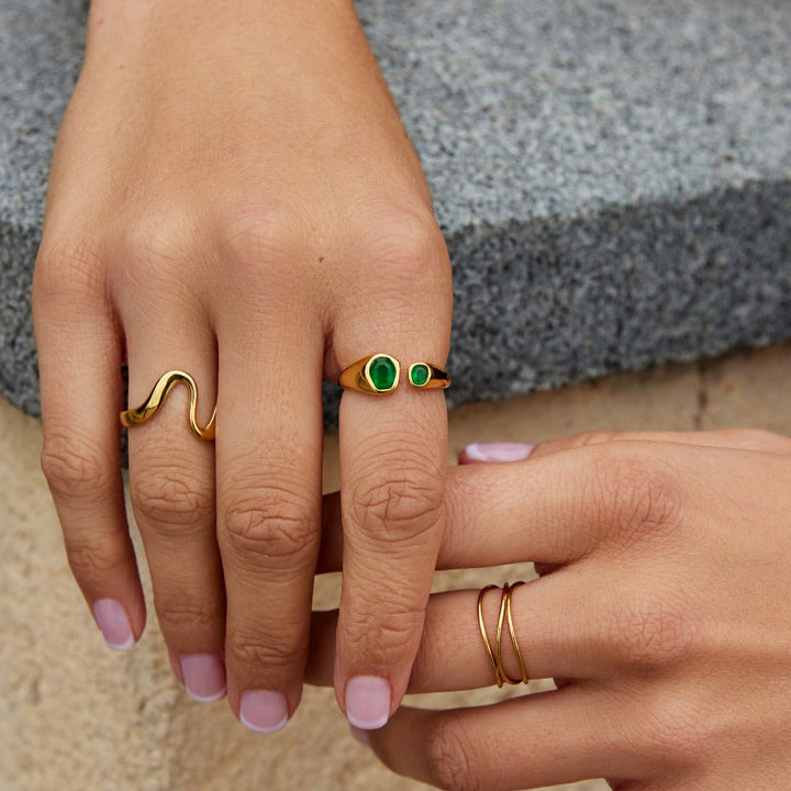 Anillo vintage verde esmeralda