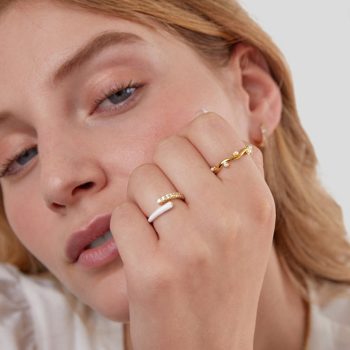 Anillo ondulado perlas 18K oro