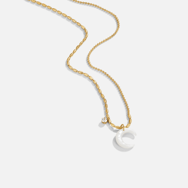 Collar con colgante de luna blanca